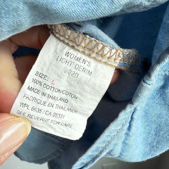 Woolrich Women’s Light Denim Short Sleeve Button Shirt Size L - Picture 7 of 8